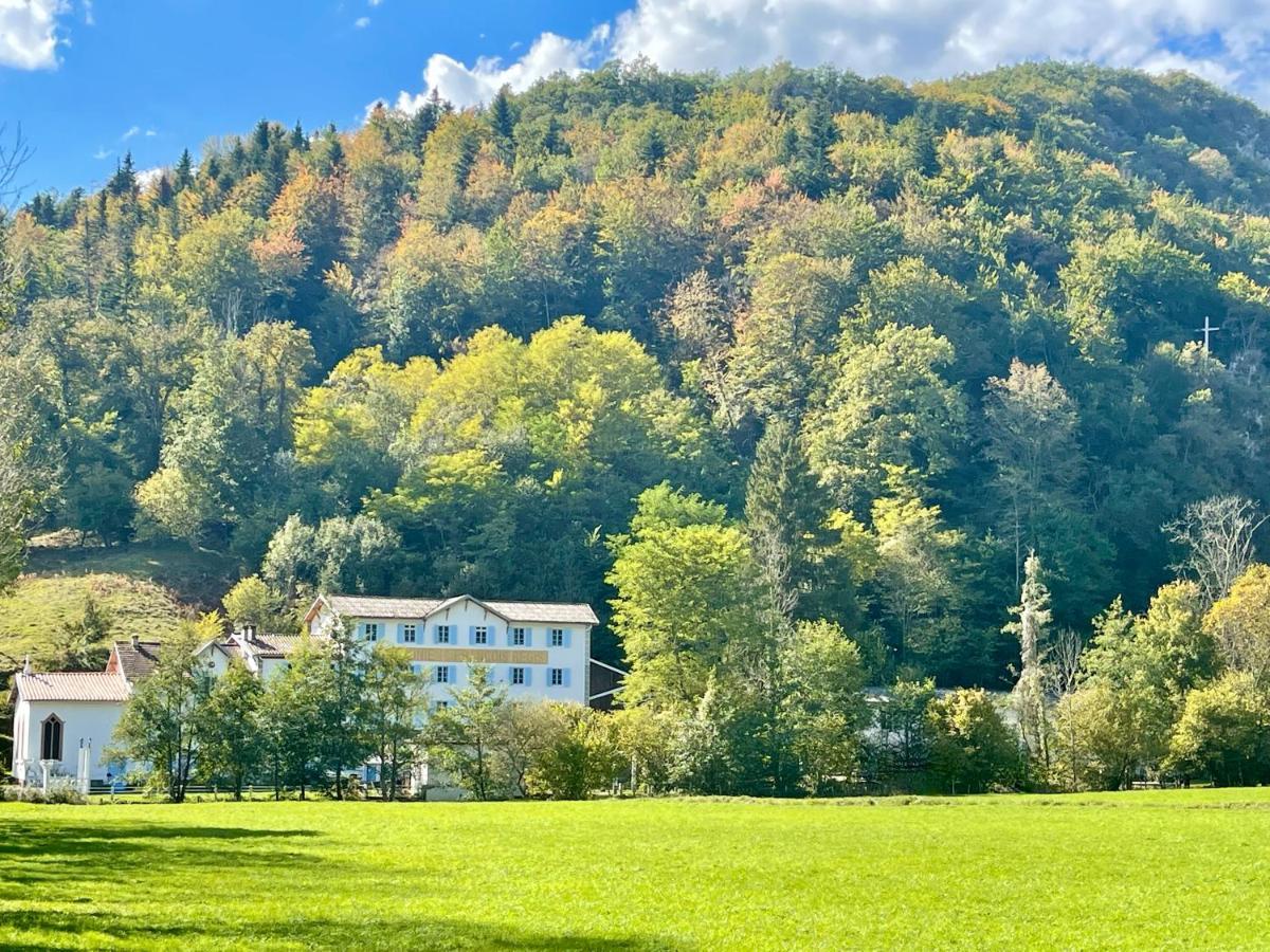 Les Contes Bed & Breakfast Fougax-et-Barrineuf